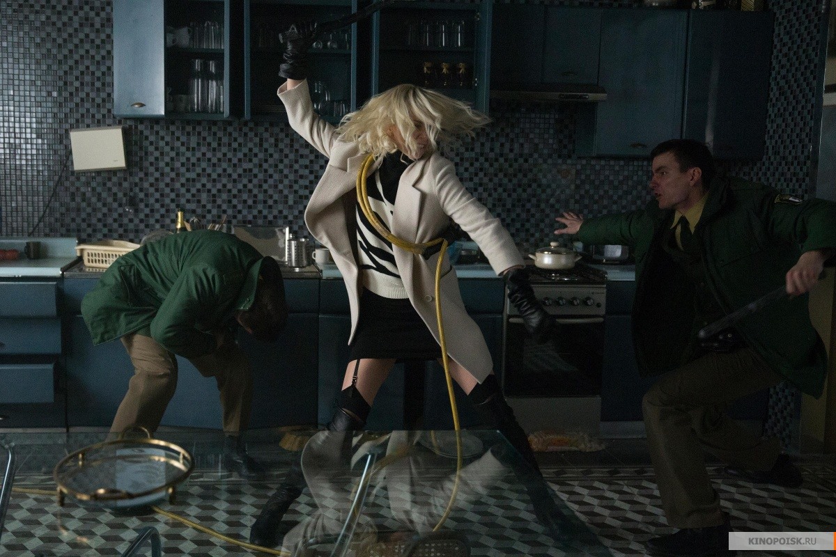 Charlize Theron, ya know, just crushing it. Image via sakh.com | Atomic Blonde movie review | onetakekate.com