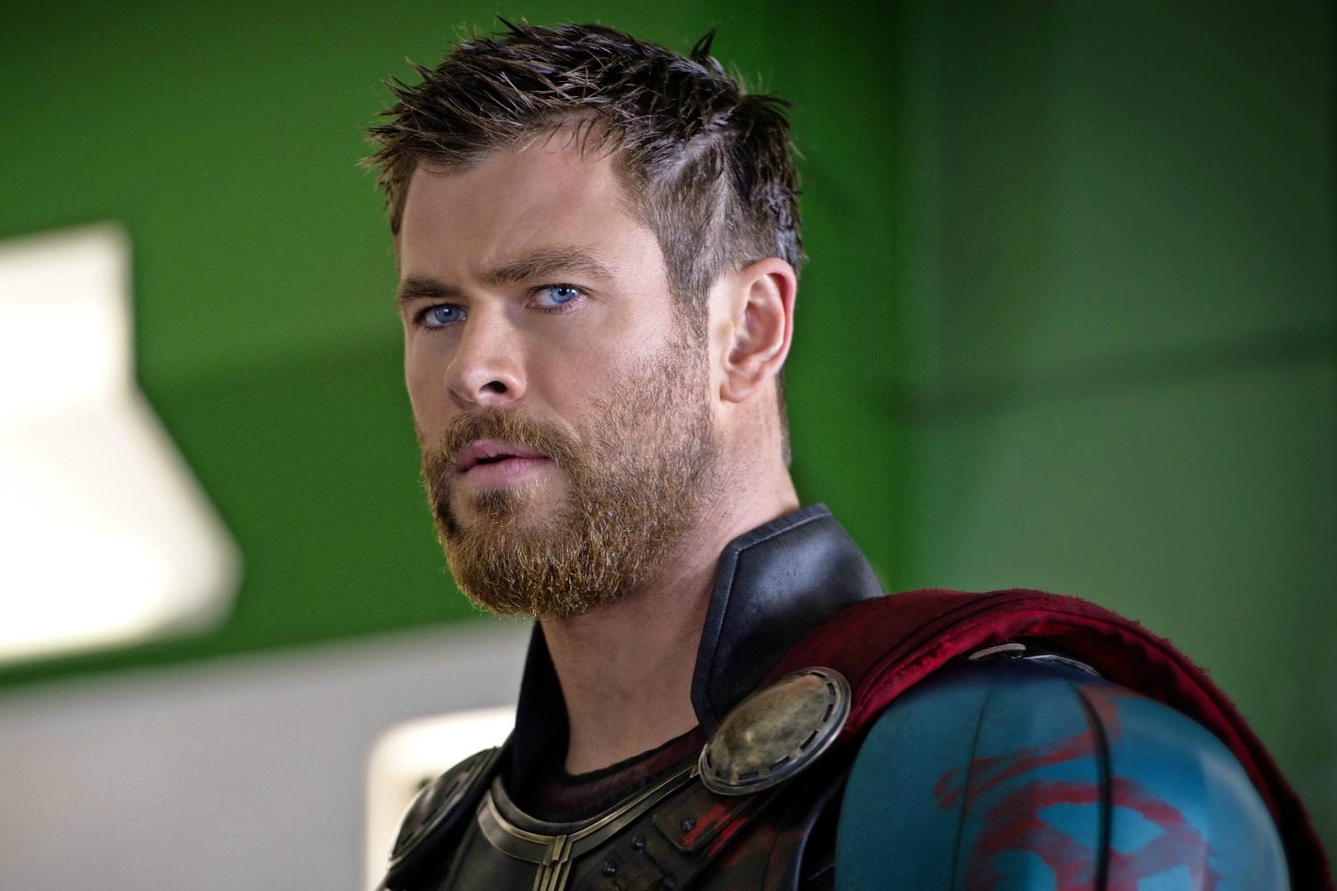 Chris Hemsworth IS Thor | Thor Ragnarok movie review | onetakekate.com