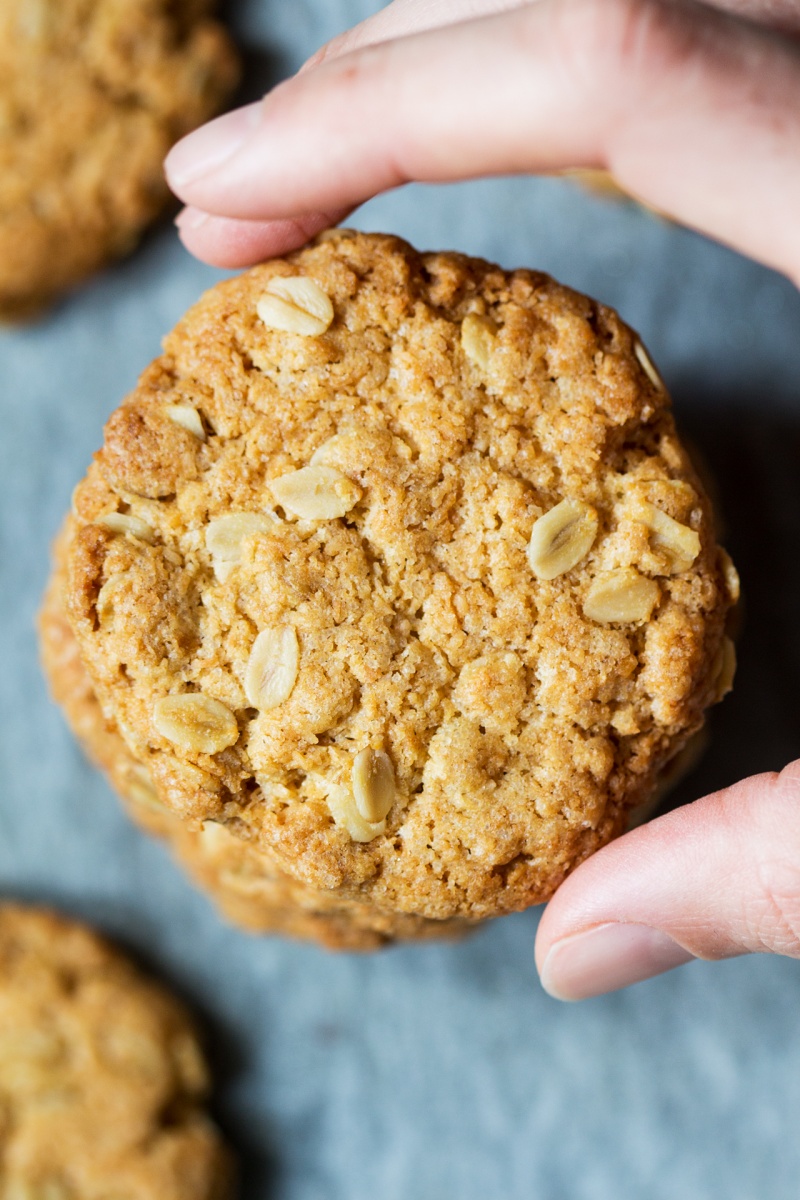 Vegan Anzac Biscuits from Lazy Cat Kitchen | onetakekate.com